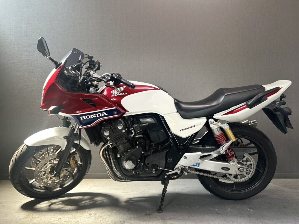 CB400SB | 大阪 レンタルバイク 二輪処グループ