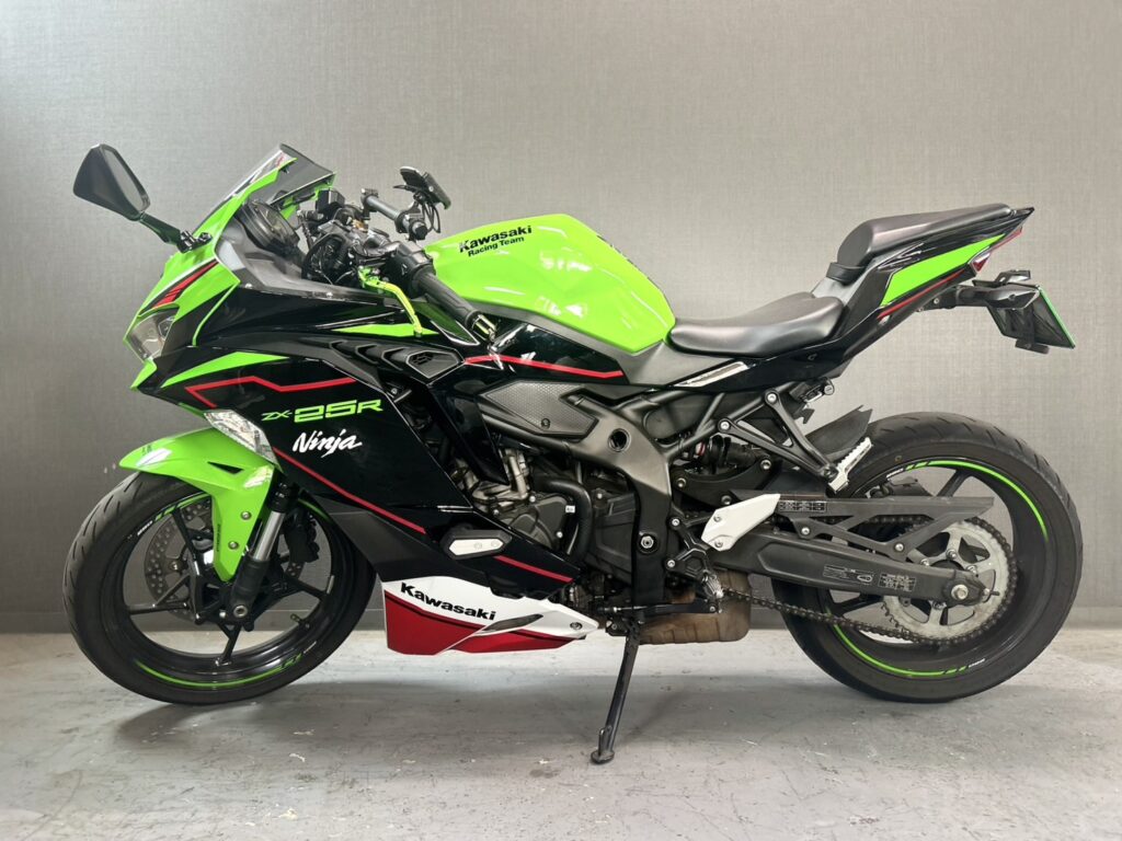 苗 ZX-25R SE | 大阪 レンタルバイク 二輪処グループ